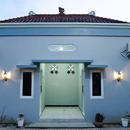 Sitiinggil Guest House Syariah Тегал Экстерьер фото