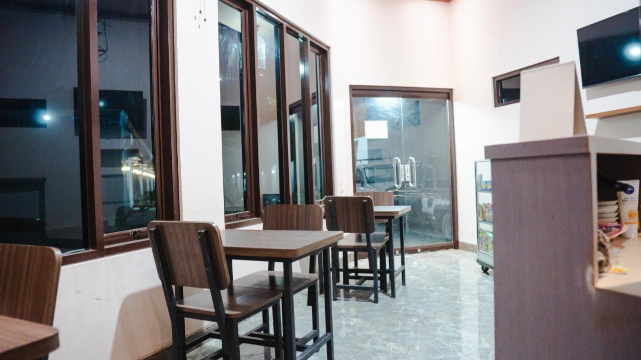 Sitiinggil Guest House Syariah Тегал Экстерьер фото